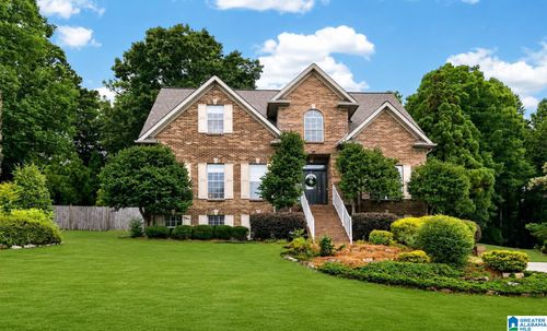 312 Honeysuckle Ln, CHELSEA, AL, 35043-9669 | Card Image