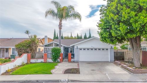 5018 Elderhall Ave, Lakewood, CA, 90712-2851 | Card Image