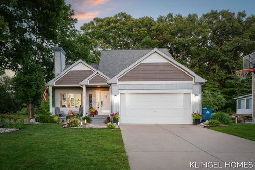 16131 River Bend Dr, Spring Lake, MI, 49456-9222 | Card Image