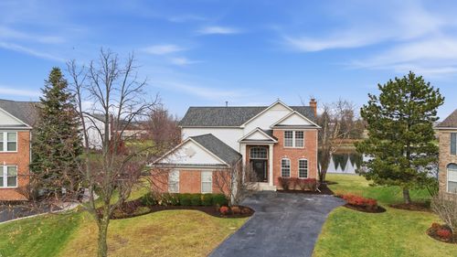 6 Camberwell Ct, Algonquin, IL, 60102-6735 | Card Image