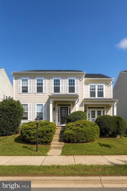 1107 Pickett St, FREDERICKSBURG, VA, 22401-2607 | Card Image
