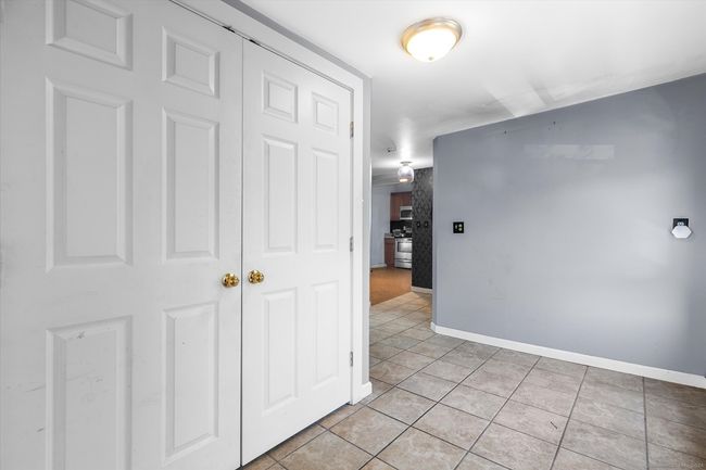 69 West St, Home with 5 bedrooms, 3 bathrooms and 2 parking in New London CT | Image 27