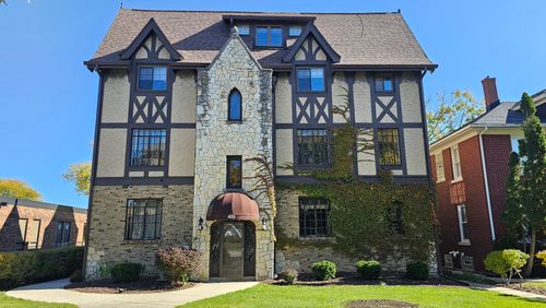 apt-1w-410 N Raynor Ave, Joliet, IL, 60435-6077 | Card Image