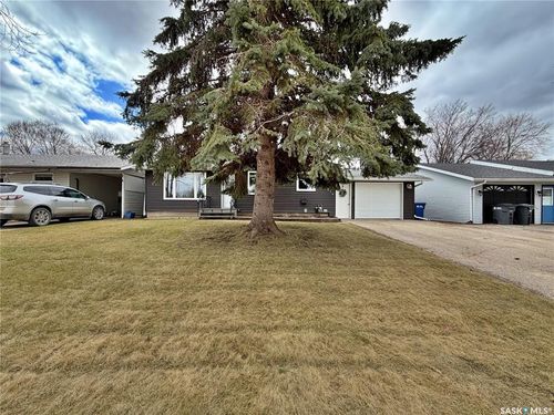 514 Gertie St, Moosomin, SK, S0G3N0 | Card Image