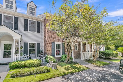 907 Reserve Way, Summerville, SC, 29485-8634 | Card Image