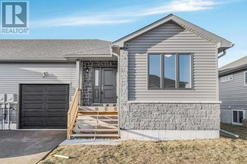 13 Rabbit Road, Brighton, ON, K0K1H0 | Card Image
