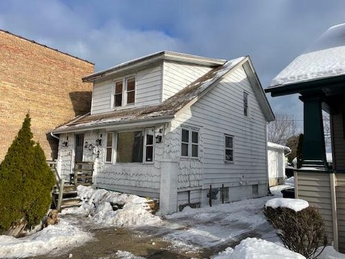 2013 Taylor Ave, RACINE, WI, 53403-2413 | Card Image