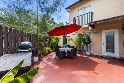 2 - 6272 Westshore Drive, Townhouse with 2 bedrooms, 2 bathrooms and null parking in Fort Myers FL | Image 1