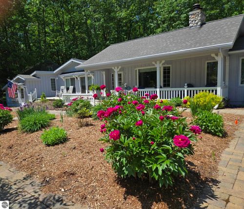 12981 N Forest Beach Shores Rd, Northport, MI, 49670-9714 | Card Image
