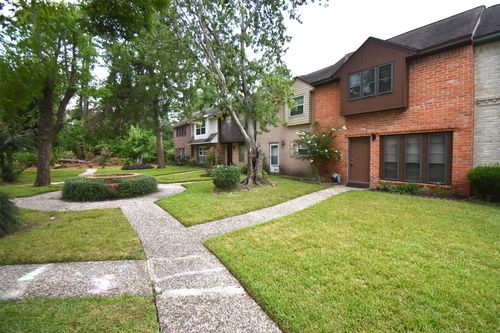 429 Sunset Dr, Dickinson, TX, 77539-4273 | Card Image