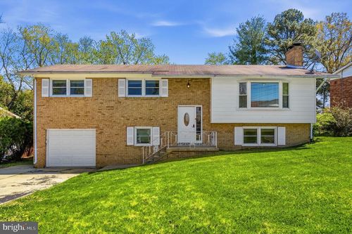 6304 Westridge Ct, TEMPLE HILLS, MD, 20748-3843 | Card Image