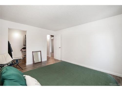 unit-7-204-10150 E Virginia Ave, Denver, CO, 80247-1356 | Card Image