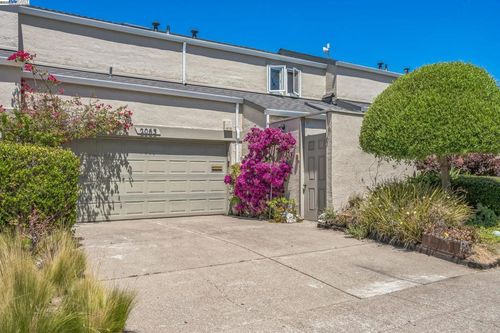 2063 Whitehall Pl, Alameda, CA, 94501-6140 | Card Image