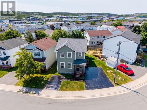 90 Moss Heather Dr, St. John's, NL, A1B4S1 | Card Image