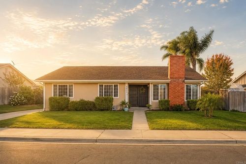 2413 Holly Avenue, Escondido, CA, 92027 | Card Image