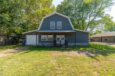 104 N Pine Avenue, House other with 2 bedrooms, 1 bathrooms and null parking in Gentry AR | Image 2