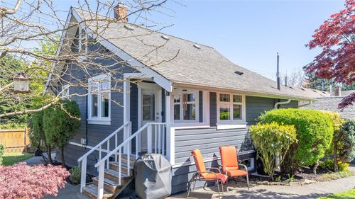 9628 Front St, Chemainus, BC, V0R1K3 | Card Image