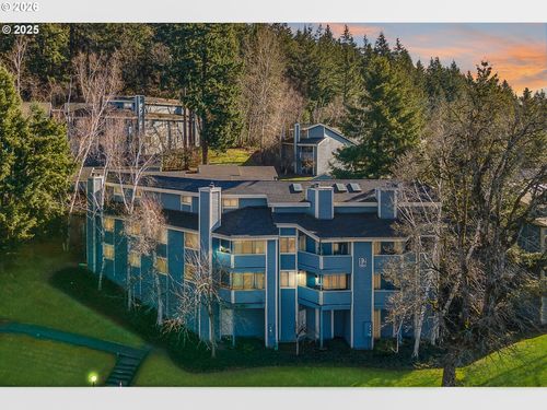 10186 Se Talbert St, Clackamas, OR, 97015-8666 | Card Image