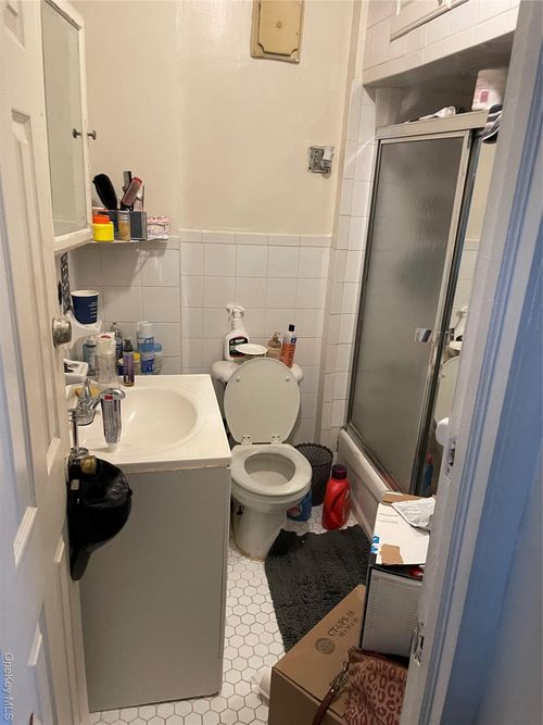 2342 Dean St, Brooklyn, NY, 11233-4302 | Card Image