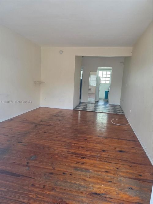 202-635 8th St, Miami Beach, FL, 33139-6174 | Card Image