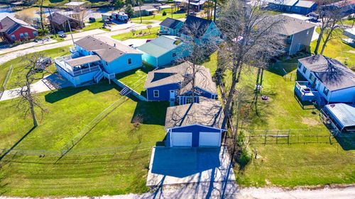 400 E Woodland Shores Dr, Pointblank, TX, 77364 | Card Image