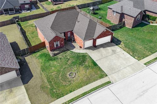 520 Coopers Farm Rd, Centerton, AR, 72719-9463 | Card Image