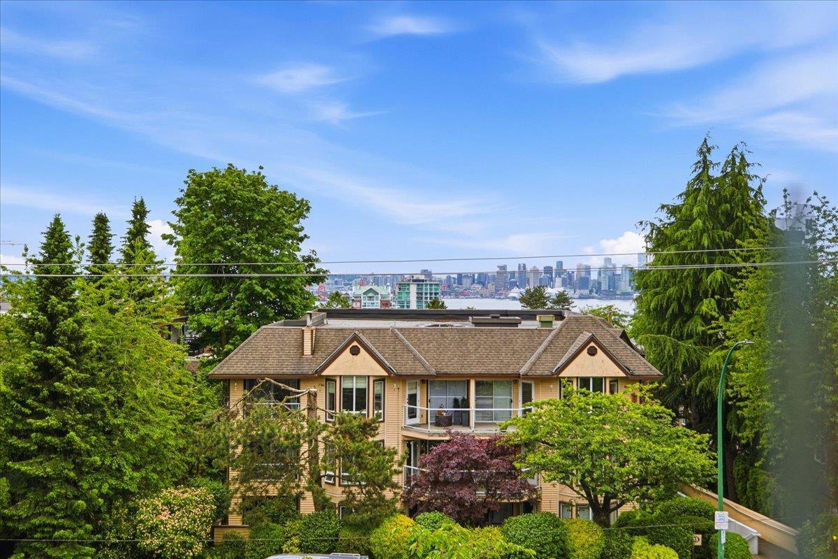 Residential in North Vancouver