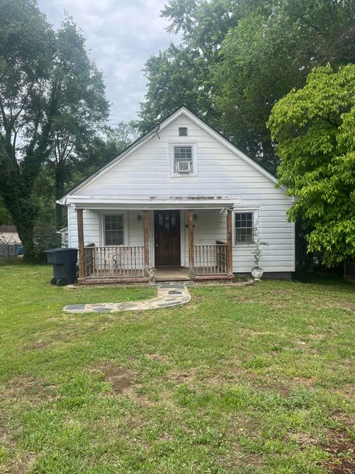 1815 Riverdale Rd Se, Roanoke, VA, 24014-2633 | Card Image