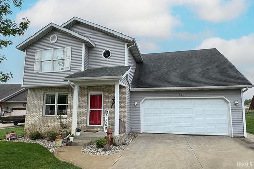 67625 Alesha Way, Millersburg, IN, 46543-9476 | Card Image