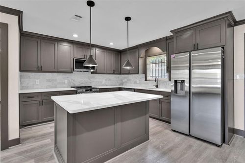 3346 Reeves St, Houston, TX, 77004-3707 | Card Image