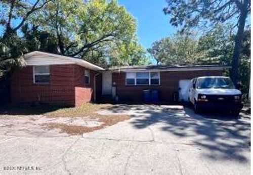 6518 Merrill Rd, JACKSONVILLE, FL, 32277-3627 | Card Image