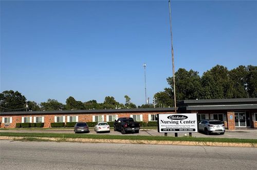 2701 S 9th St, Chickasha, OK, 73018-6744 | Card Image