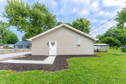 4024 Cossell Rd, Indianapolis, IN, 46222-4956 | Card Image