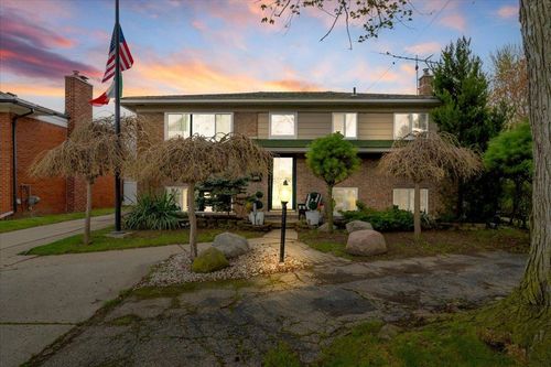 22606 E 12 Mile Road, St Clair Shores, MI, 48081 | Card Image