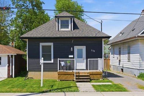 576 Wolfe St, Peterborough, ON, K9J2L8 | Card Image