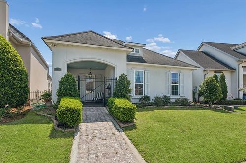 725 S Corniche Du Lac, Covington, LA, 70433-7256 | Card Image