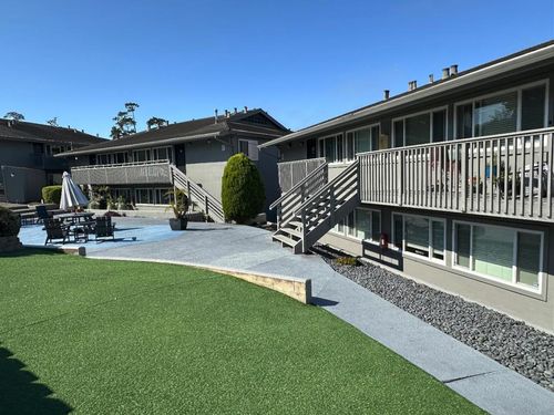 1042 Forest Ave, Pacific Grove, CA, 93950-4843 | Card Image