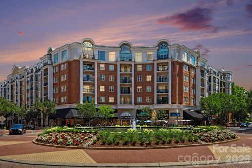 417-4625 Piedmont Row Dr, Charlotte, NC, 28210-4268 | Card Image