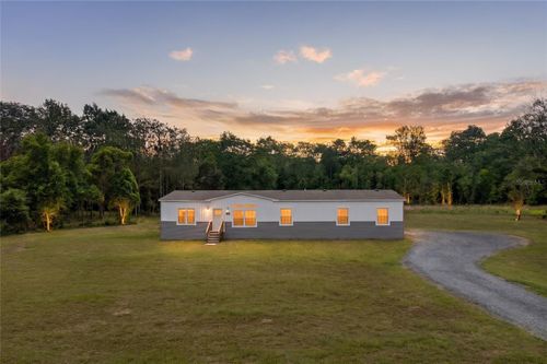 2362 Ne County Road 1469, Hawthorne, FL, 32640-2924 | Card Image