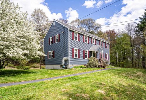 206 Hampstead Rd, Derry, NH, 03038 | Card Image