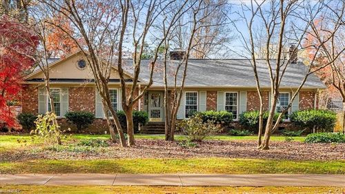 3011 Round Hill Rd, Greensboro, NC, 27408-3712 | Card Image