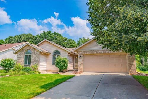 819 Enterprise Dr, Verona, WI, 53593-1919 | Card Image