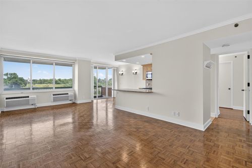 apt-503-111 Cherry Valley Ave, Garden City, NY, 11530-1573 | Card Image