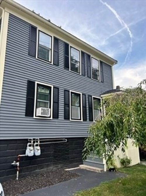 1-17 Davis St, Plymouth, MA, 02360-3925 | Card Image