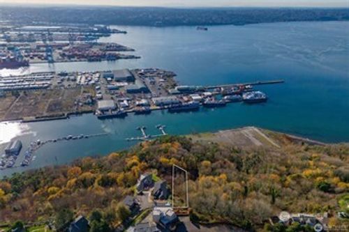 1416 Browns Point Blvd, Tacoma, WA, 98422-2613 | Card Image