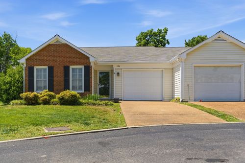 106 Emma Neuhoff Ct, Nashville, TN, 37205-3550 | Card Image