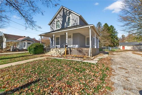 304 Elm St, South Amherst, OH, 44001-2908 | Card Image