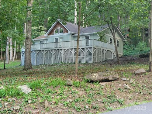 431 Summit Dr, Maggie Valley, NC, 28751-8812 | Card Image