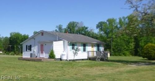 422 Syringa Rd, Topping, VA, 23169-2079 | Card Image