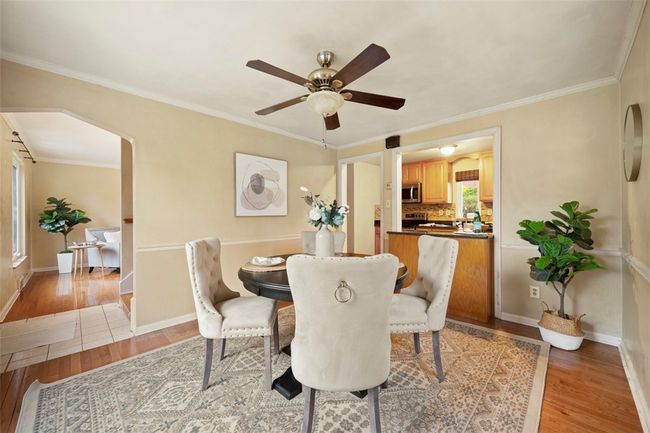 2308 Lambeth Dr, House other with 3 bedrooms, 1 bathrooms and 1 parking in Upper St. Clair PA | Image 6